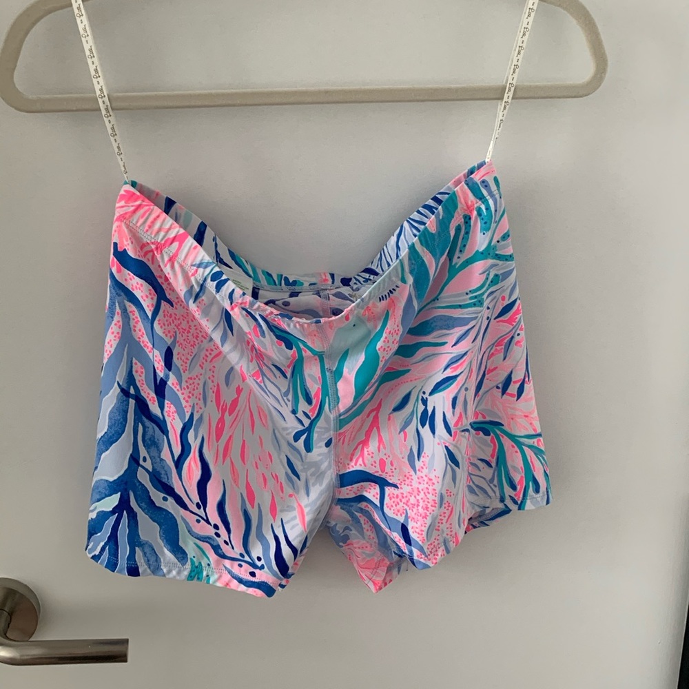 Lilly Pulitzer luxletic shorts, M